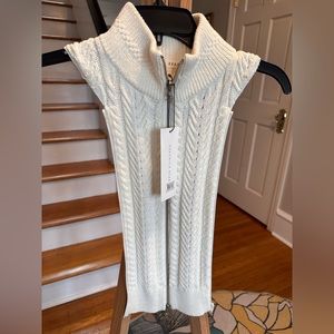 New with Tags Veronica Beard Dickey. Size 00-14 (please see pic).